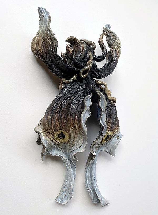 7 Michelle Laxalt’s instar (Luna), 16 in. (41 cm) in height, porcelain, underglaze, glaze.