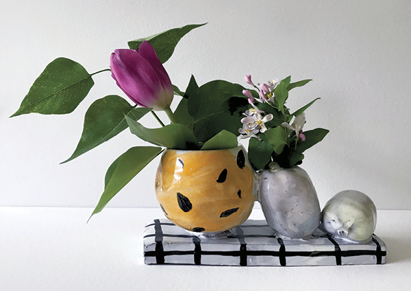 4 Fruit Vase, 12 in. (30 cm) in width, ceramic, glaze, 2022. Photo: Alan Weiner. Courtesy of Greenwich House Pottery.