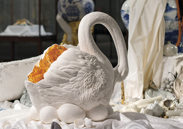 8 Lin Wang’s Still Life–Gaze from the East, various sizes, mixed-media installation of different types of clay, porcelain, cobalt blue, gold, textile, 2020–2022. Photo: Amalie Marie Selvik.