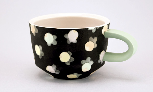 4 Mug with extruded handle, porcelain, 5 in. (12.7 cm) in length, 2024.