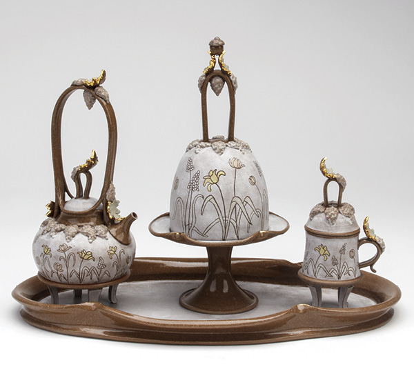 2 Rebecca Stevens’ Garden Picnic, 16½ in. (41.9 cm) in width, wheel-thrown ceramic, 2025.