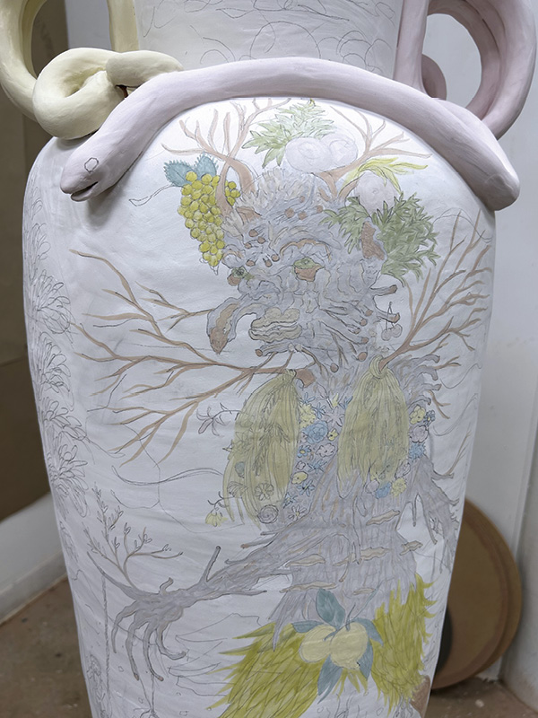 4 Lay down light tones of underglazes and majolica glazes first, with richness and contrast built with many layers of color.