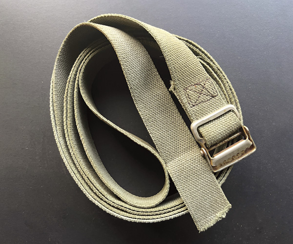 1 Use a strong strap that holds onto the handle grip and can be adjusted.