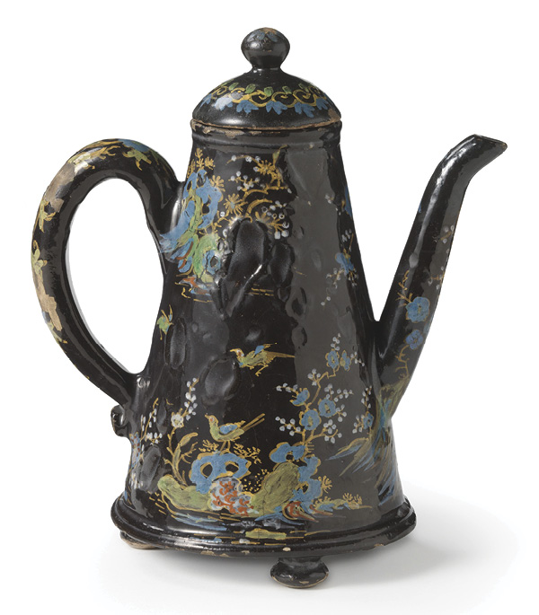 1 Delft black coffee pot, earthenware, 1710–1730. Museum Prinsenhof Delft.