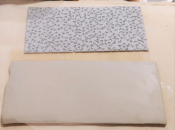 11 Completed texture mat and clay slab ready for the impression.