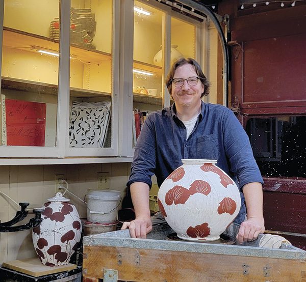 2 Sean O’Connell in his studio. Photo: Sean O’Connell.