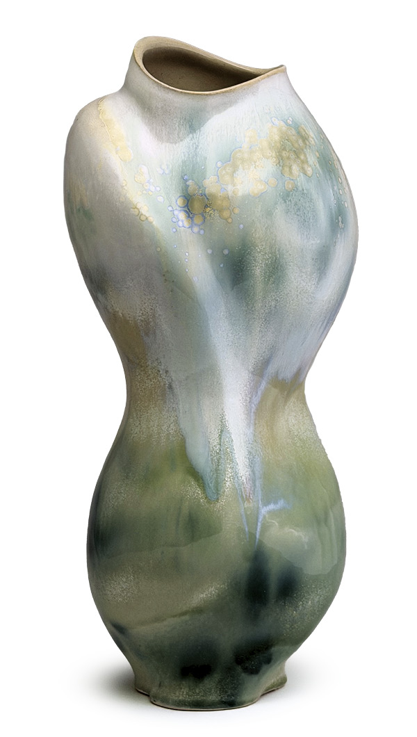 2 Jessie Kristy’s vase, 22 in. (56 cm) in height, fired to cone 6 in an electric kiln.