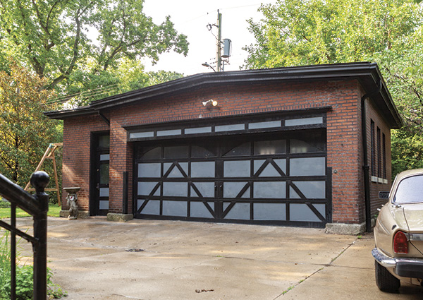 Exterior of Daniel Shapiro's studio in St. Louis, Missouri.