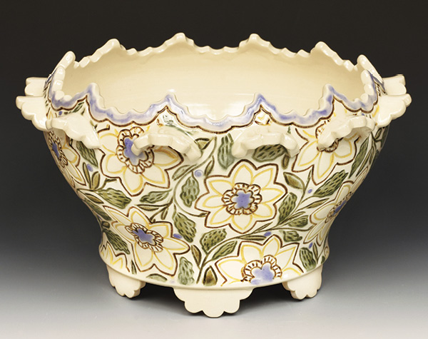 Audry Deal-McEver’s punch bowl, 14 in. (35.6 cm) in width, porcelain/white-stoneware blend of clay, glaze, fired in oxidation to cone 6, 2023.
