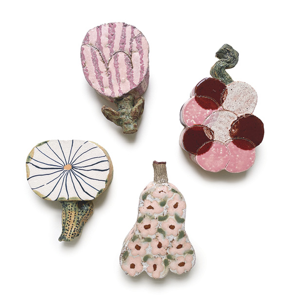 Lystit wall flowers, stoneware, glaze, 2023.