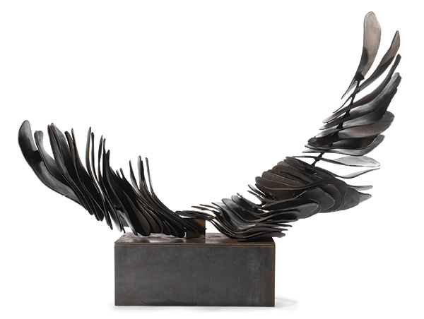 Joana Aleixo’s Dialogues, 5 ft. 2 in. (1.6 m) in length, black stoneware, black iron oxide, fired to 2228°F (1220°C), protective wax, steel, 2026. Photo: Maria João Gonçalves.