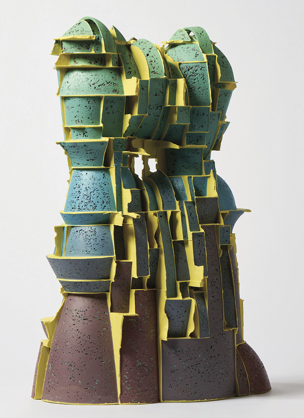 Kyle Johns’ Gravitic Drift, 23 in. (58.4 cm) in height, slip-cast pigmented porcellaneous stoneware, fired in oxidation to cone 6, 2026. Photo: Andrew Castañeda.