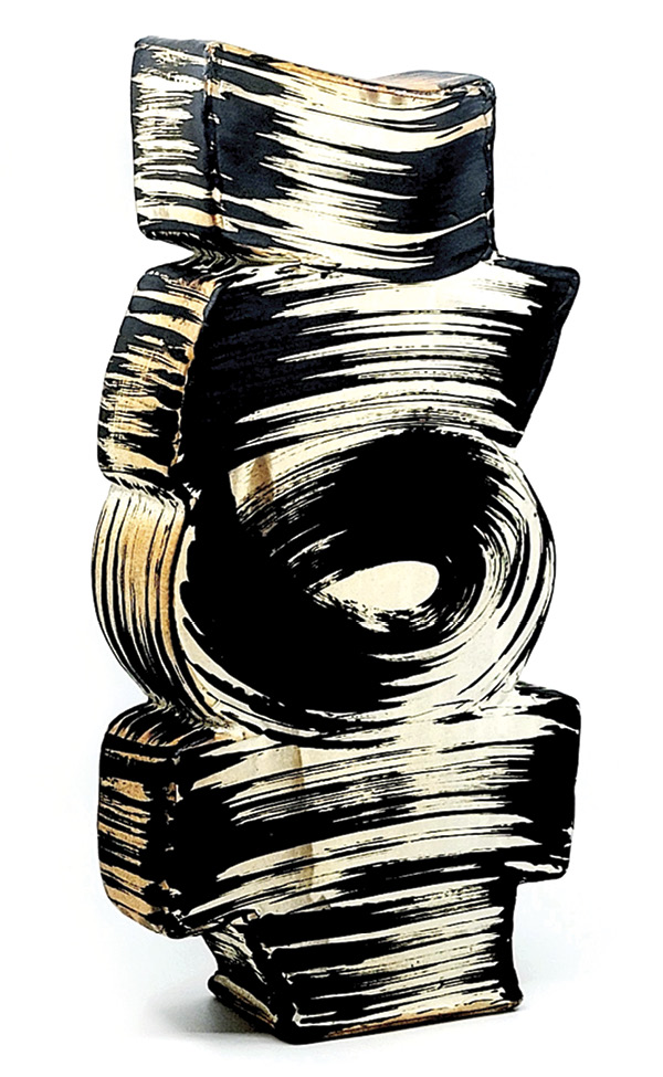 1 Sean O’Connell’s Brush Mark Sculpture, 18 in. (46 cm) in height, wood-fired stoneware.