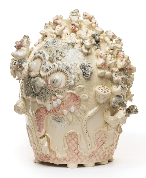 4 Korean Tyger Jar, 15 in. (38.1 cm) in height, glazed ceramic, 2018. Photo: Mario Gallucci.