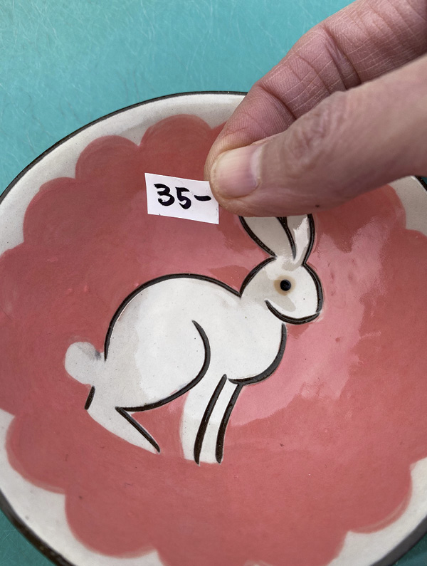 Quick Tip: Vinyl Price Stickers by Colleen McCall