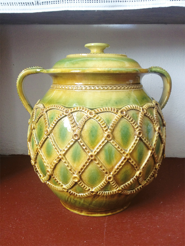 7 Tabáni style large storage vessel, 30 in. (76 cm) in height, regional clay body, fired to 1796°F (980˚C) in an electric kiln.