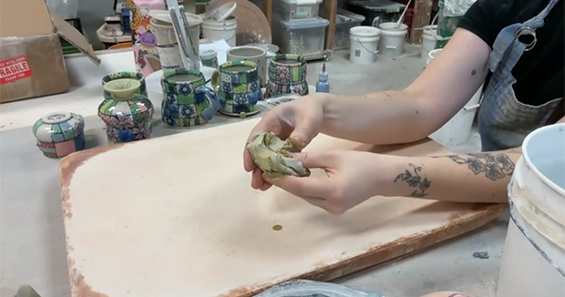 A Simple Way to Color Clay