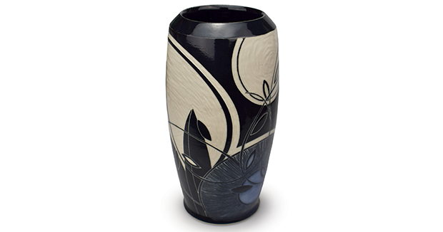 Sgraffito and Terra Sigillata: A Great Combo for Intricate Designs