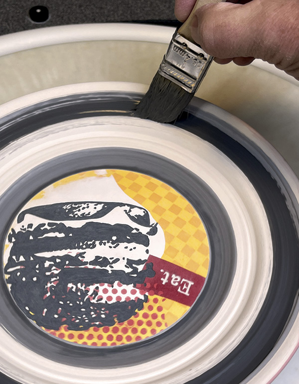 32 Define the edges by brushing glaze on the inner edge, then the outer rim.