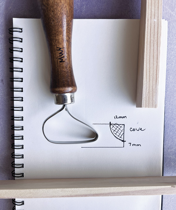 1 Sketch your desired edge profile and determine the horizontal and vertical guide measurements.