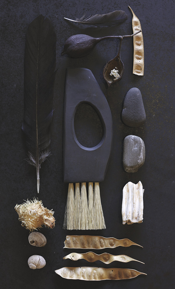 Nicole Dacey's  hand brush, slab-built Laguna Azabache clay, fired in an electric kiln to cone 6, natural tampico fiber.