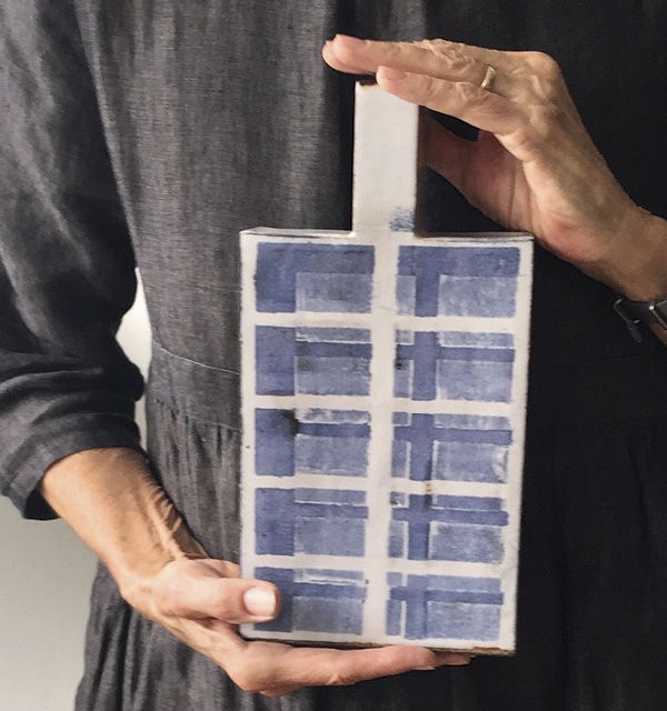 14 Catherine Satterlee’s Richter Bottle (17.34), 2017.