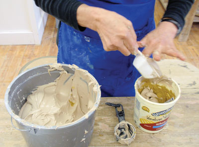 Add stain paste base to the colorant, 3½ parts paste to 1 part colorant by volume.