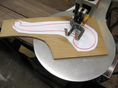Fig.1 Trim and attach the paper using double-sided tape. Cut out the rib leaving the tracing in place.