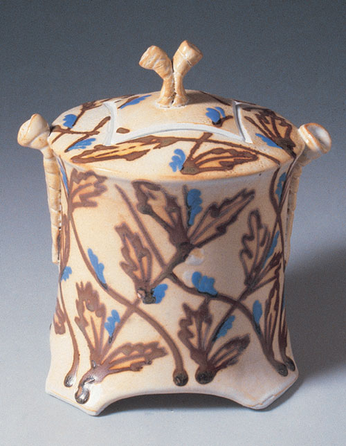 Lynda Katz, USA, Covered Jar, 8 in. (20 cm) in height, thrown, altered, and hand-built porcelain, glaze-trailed decoration, 1997
