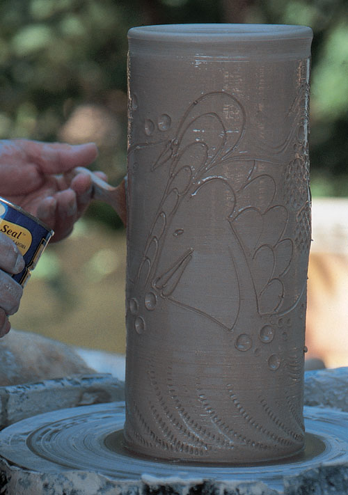 Paint the surface of the cylinder with a sodium silicate solution.