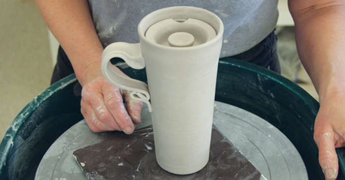 ceramic travel mug with lid