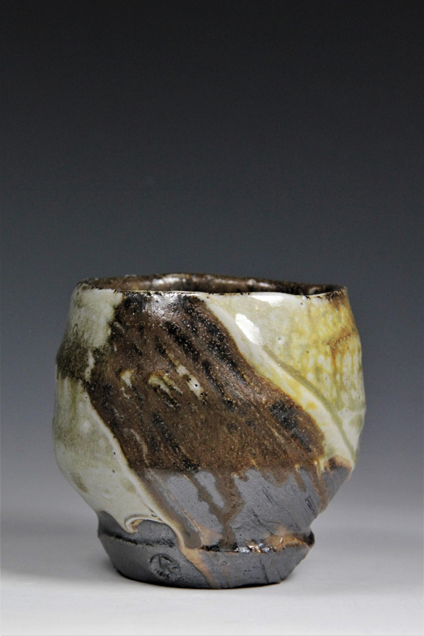 1 Allison Severance’s faceted teabowl.