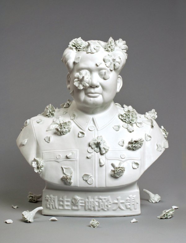  2 Hundred Flowers to None, 21 in. (53 cm) in height, porcelain, glaze, 2014. 