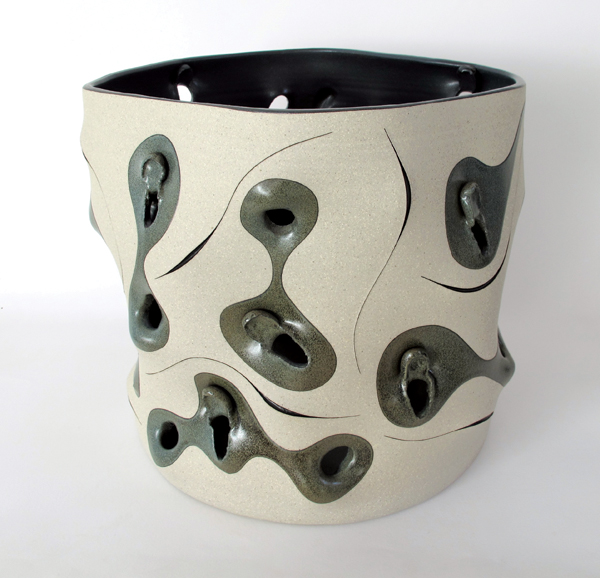 7 Untitled, 11¾ in. (30 cm) in height, stoneware, glaze, gas fired to cone 9 in reduction, 2013.
