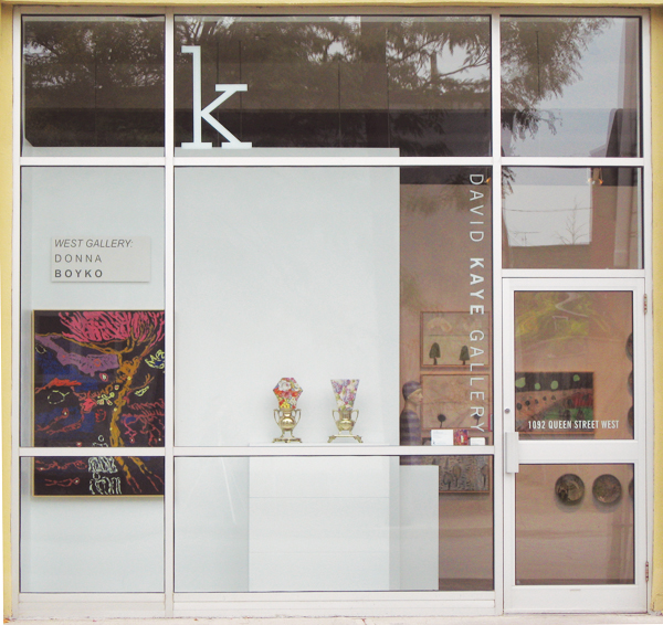 3 David Kaye Gallery front. On view in window (left to right): Donna Boyko’s painting, Léopold L. Foulem’s ceramics.