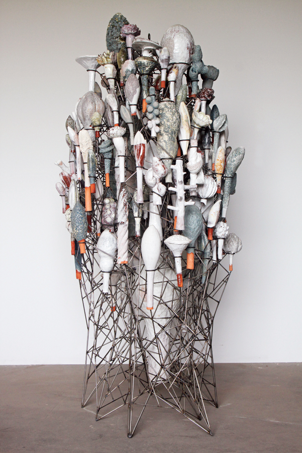 2 David Hicks’s Pale Shrub, 6 ft. 7 in. (2 m) in height, glazed earthenware, stainless steel, 2015. 
