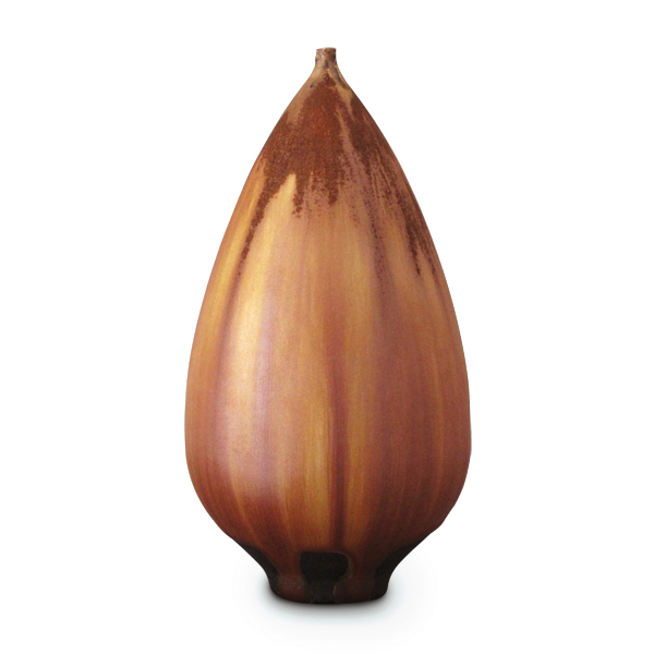 3 Onion-skin pear Feelie, 5½ in. (14 cm) in height, 1960s. All images courtesy of Couturier Gallery.