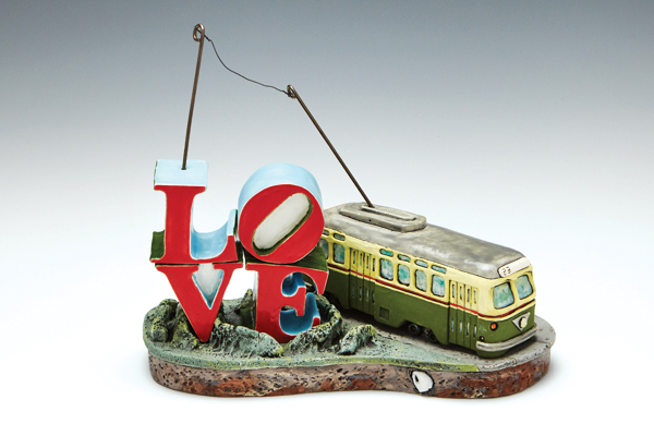 19a Carly Slade’s Philly Love Trolley, 7 in. (18 cm) in height, ceramic, metal, 2018.