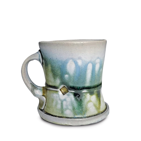 24 Tim Sherman’s blue ash mug, 3½ in. (9 cm) in height, wheel-thrown stoneware, applied and natural glazes, fired to cone 11 in an anagama, 2018.