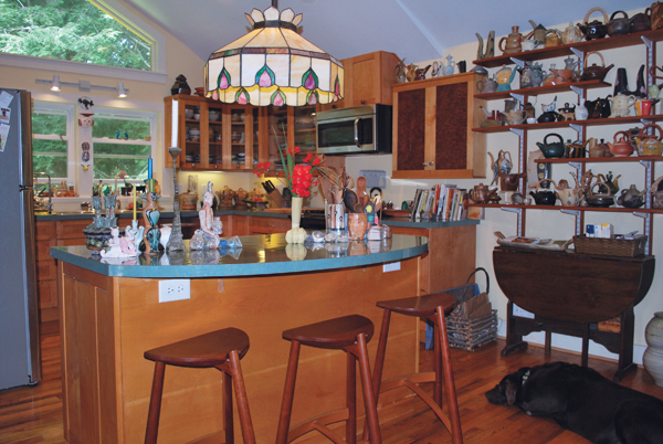 6 Full view of Kent and Suze’s kitchen. 
