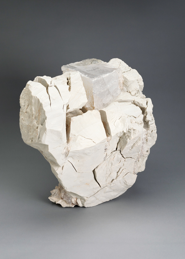4 Machiko Ogawa’s Lunar Fragment-2, 16 1/4 in. (41 cm) in height, unglazed porcelain, glass, 2014. 