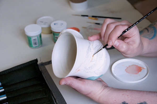 3 Apply underglazes to bone-dry porcelain following the lines in the transfer drawings.