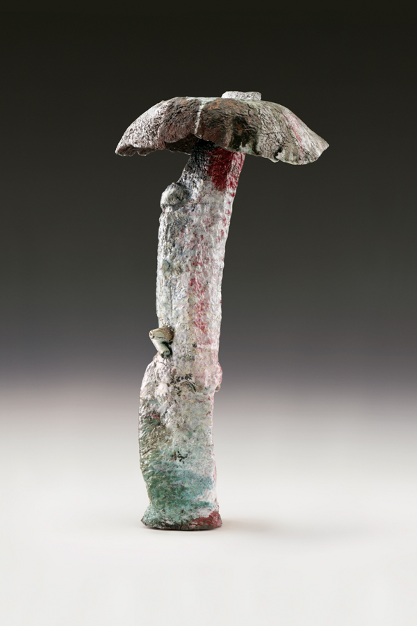 1 Sterling Ruby’s Eurydice, 3 ft. 5 in. (1 m) in height, ceramic, 2018. Photo: Robert Wedemeyer. Courtesy of Sterling Ruby Studio.