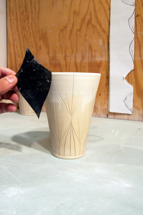 9 Use narrower shapes in a pattern to elongate a vessel form.