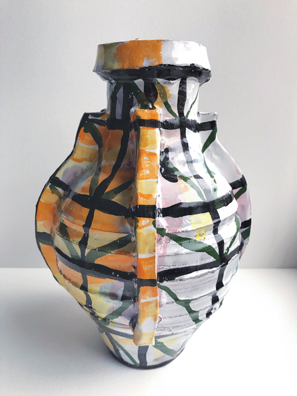 1 Joanna Powell’s vase, 10 in. (25 cm) in height, ceramic, 2018.