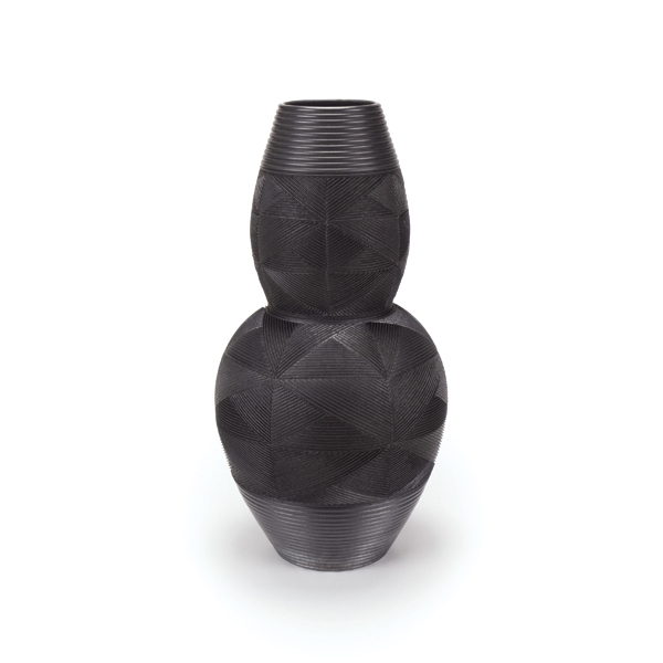 10 Andy Bissonnette’s gourd vase, 18 in. (46 cm) in height, stoneware, terra sigillata, raku fired to 1835°F (1002°C), reduced in sawdust, 2019.