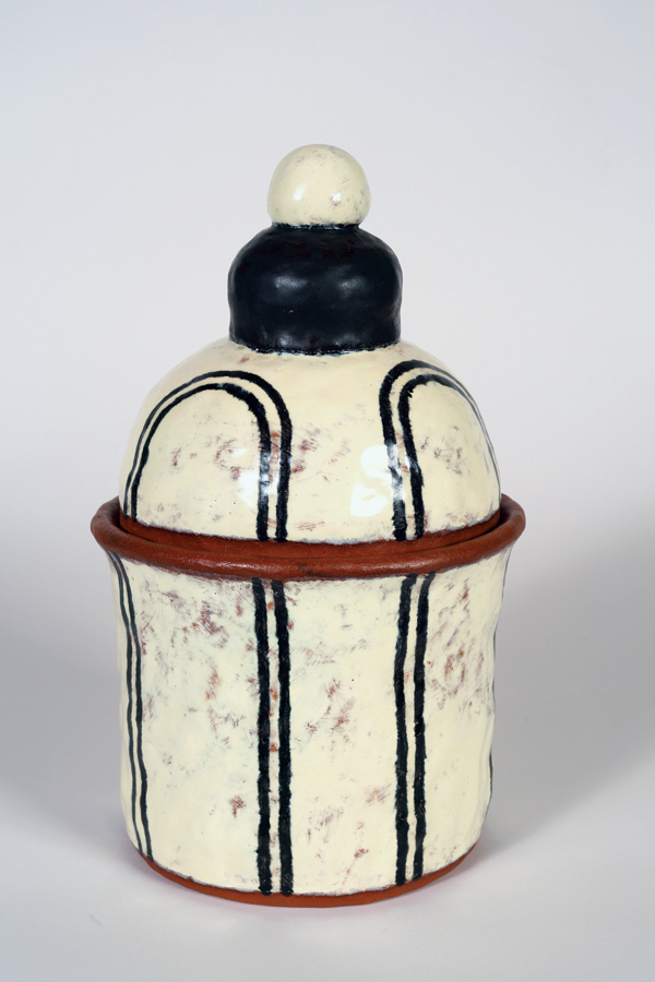 2 Holly Walker’s Gothic Jar, 11 in. (28 cm) in height, ceramic, 2019.