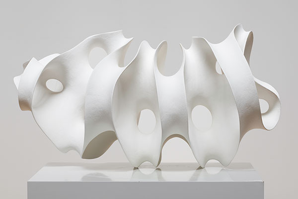 4 Eva Hild’s sculpture, 17 in. (43 cm) in height, unglazed stoneware, white slip, 2007. 1–4 Photos: Brian Oglesbee.