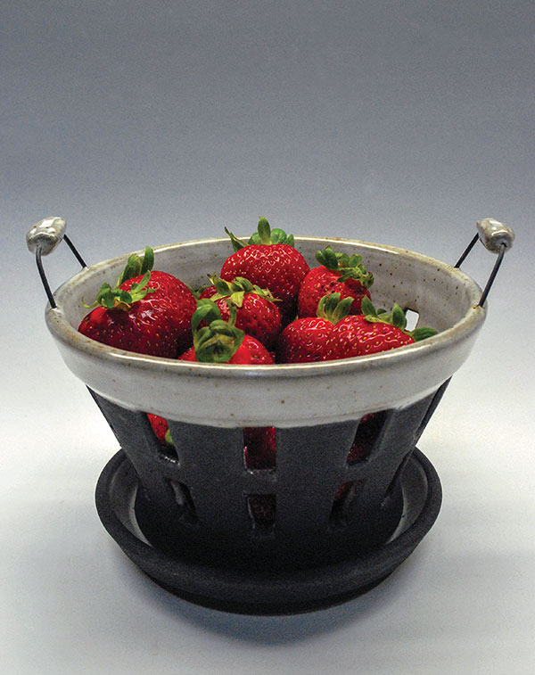 8 Berry bowl, 7 1/4 in. (18 cm) in diameter, stoneware, glazes, nichrome wire, 2019. 