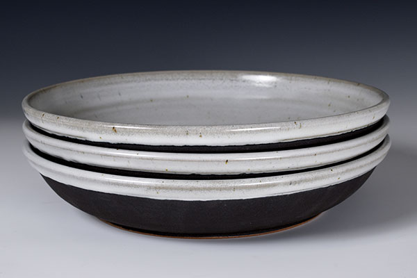 5 Pasta dishes, 11 in. (28 cm) in diameter, stoneware, glazes, 2019. 